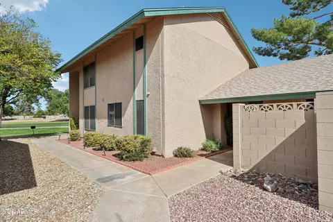 4546 W Continental Dr, Glendale, AZ 85308