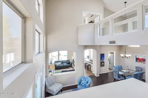 1135 E Mountain Vista Dr, Phoenix, AZ 85048
