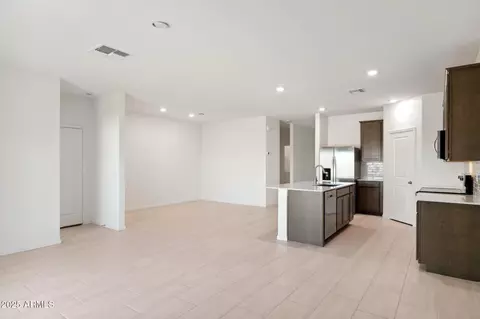 25482 W Bowker St, Buckeye, AZ 85326
