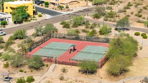 View/Area - 1843 E Sheena Dr, Phoenix, AZ 85022 photo 5 of 9