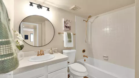 Bath - 1843 E Sheena Dr, Phoenix, AZ 85022 photo 1 of 6