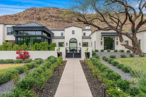 6126 E Joshua Tree Ln, Paradise Valley, AZ 85253