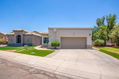 1527 E Beacon Dr, Gilbert, AZ 85234