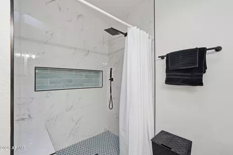 Bath - 1020 W Sunward Dr, Gilbert, AZ 85233 photo 2 of 3