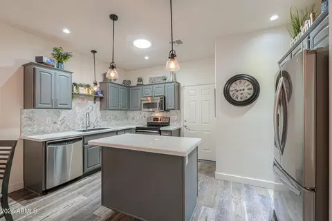 Kitchen - 10960 E Monte Ave #185, Mesa, AZ 85209 photo 2 of 4
