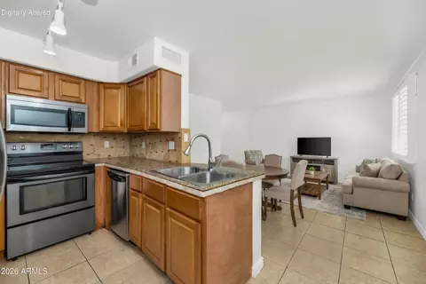 3313 N 68th St #E137, Scottsdale, AZ 85251