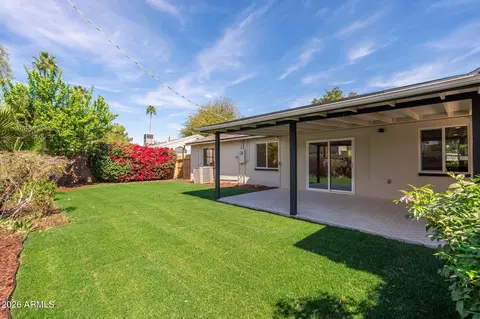 Exterior - 6134 N 9th St, Phoenix, AZ 85014 photo 5 of 8