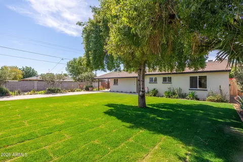 Exterior - 6134 N 9th St, Phoenix, AZ 85014 photo 2 of 8