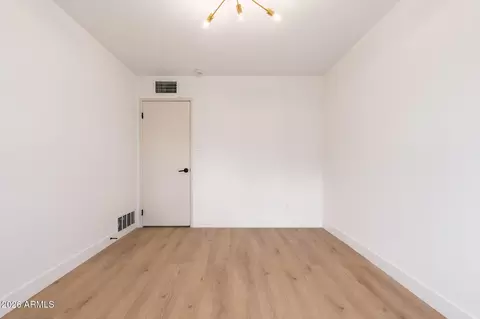 Bedroom - 6134 N 9th St, Phoenix, AZ 85014 photo 3 of 4