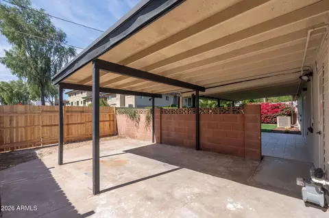 Exterior - 6134 N 9th St, Phoenix, AZ 85014 photo 3 of 8
