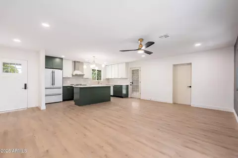Living - 6134 N 9th St, Phoenix, AZ 85014 photo 3 of 6