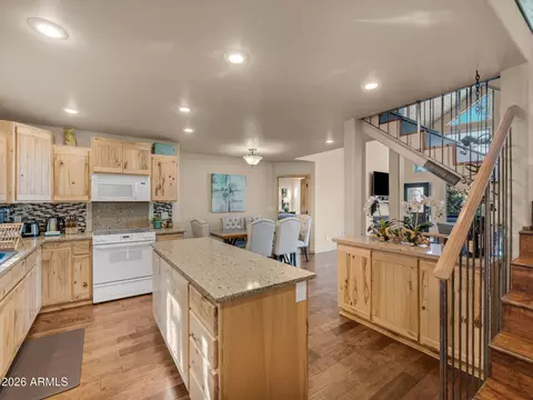 Kitchen - 6829 W Robbin Ln, Pine, AZ 85544 photo 1 of 2