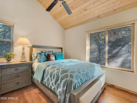 Bedroom - 6829 W Robbin Ln, Pine, AZ 85544 photo 4 of 7