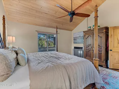 Bedroom - 6829 W Robbin Ln, Pine, AZ 85544 photo 2 of 7
