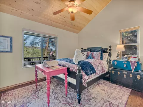 Bedroom - 6829 W Robbin Ln, Pine, AZ 85544 photo 3 of 7