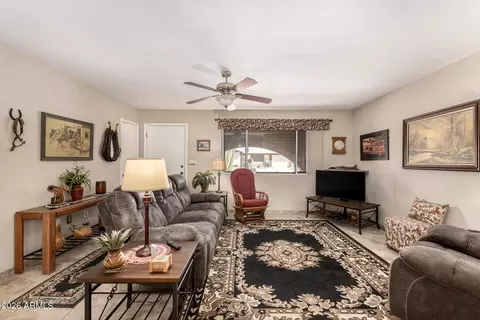 Living - 1144 S Main Dr, Apache Junction, AZ 85120 photo 3 of 4