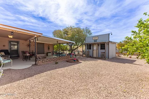 Exterior - 1144 S Main Dr, Apache Junction, AZ 85120 photo 4 of 8