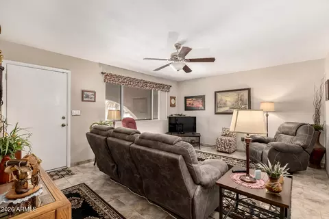 Living - 1144 S Main Dr, Apache Junction, AZ 85120 photo 2 of 4
