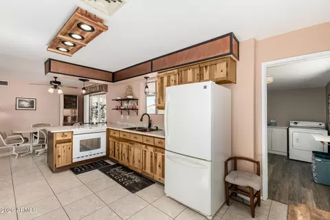 Kitchen - 1379 S Main Dr, Apache Junction, AZ 85120 photo 2 of 3