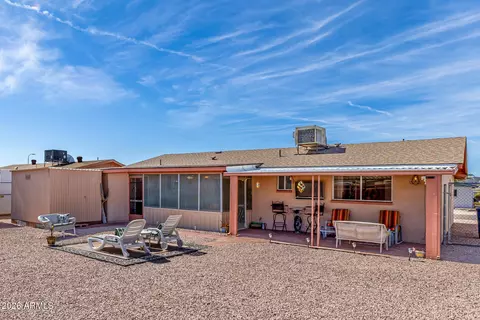 Exterior - 1379 S Main Dr, Apache Junction, AZ 85120 photo 7 of 8