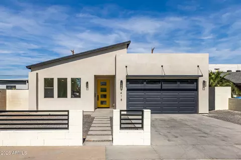2418 E Amelia Ave, Phoenix, AZ 85016