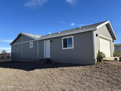 7053 S Elmer Loop, Hereford, AZ 85615 photo 3