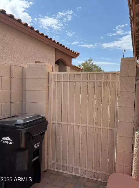 Exterior - 6720 Encanto St #20, Mesa, AZ 85205 photo 5 of 6