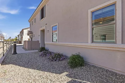 Exterior - 3021 E Darrow St, Phoenix, AZ 85042 photo 1 of 3
