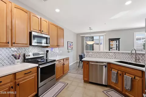 Kitchen - 3021 E Darrow St, Phoenix, AZ 85042 photo 3 of 7