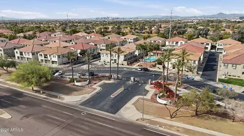 View/Area - 3021 E Darrow St, Phoenix, AZ 85042 photo 7 of 9