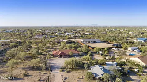 View/Area - 295 E Moon Vista St, Apache Junction, AZ 85119 photo 2 of 9