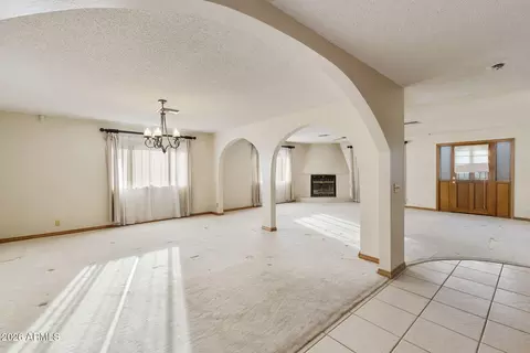Living - 295 E Moon Vista St, Apache Junction, AZ 85119 photo 1 of 4