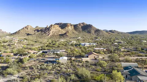 View/Area - 295 E Moon Vista St, Apache Junction, AZ 85119 photo 4 of 9
