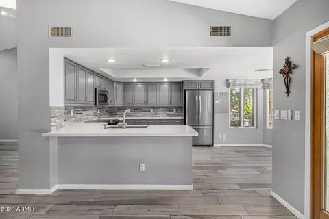 Kitchen - 801 E Acoma Dr, Phoenix, AZ 85022 photo 1 of 7