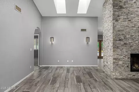 Living - 801 E Acoma Dr, Phoenix, AZ 85022 photo 7 of 10