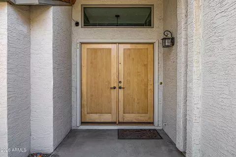 Entry Way - 801 E Acoma Dr, Phoenix, AZ 85022 photo 1 of 3