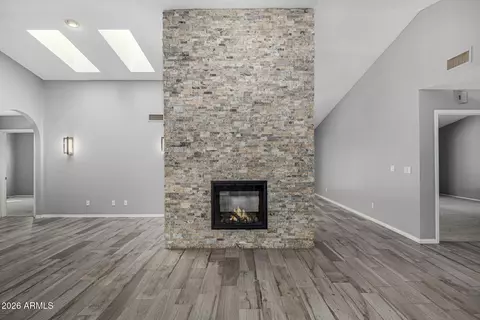 Living - 801 E Acoma Dr, Phoenix, AZ 85022 photo 8 of 10