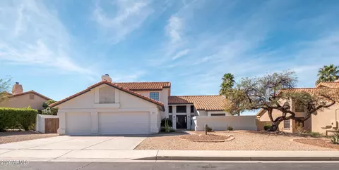 6133 E Saddleback St, Mesa, AZ 85215