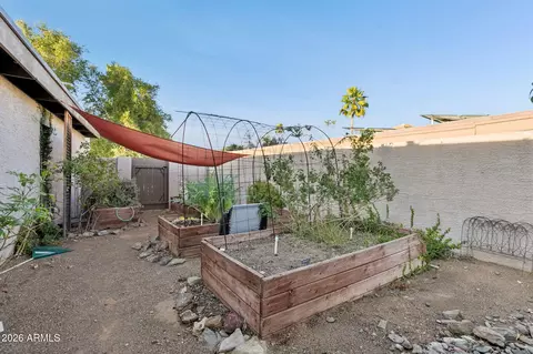 Exterior - 3253 E Vogel Ave, Phoenix, AZ 85028 photo 7 of 25