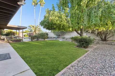 Exterior - 3253 E Vogel Ave, Phoenix, AZ 85028 photo 13 of 25
