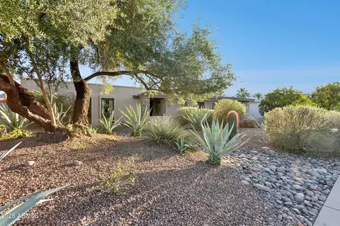 Exterior - 3253 E Vogel Ave, Phoenix, AZ 85028 photo 11 of 25