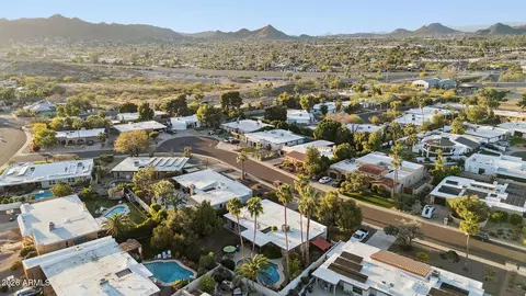 View/Area - 3253 E Vogel Ave, Phoenix, AZ 85028 photo 7 of 10
