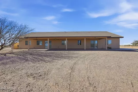Exterior - 2770 E Davis Pass, Eloy, AZ 85131 photo 4 of 8