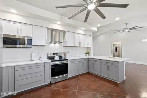 Kitchen - 2770 E Davis Pass, Eloy, AZ 85131 photo 4 of 4