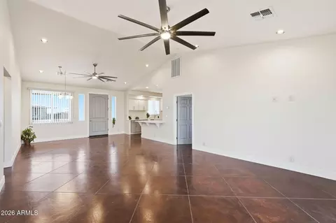 Living - 2770 E Davis Pass, Eloy, AZ 85131 photo 2 of 5