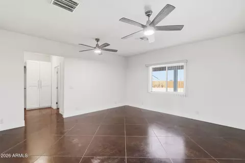 Living - 2770 E Davis Pass, Eloy, AZ 85131 photo 4 of 5