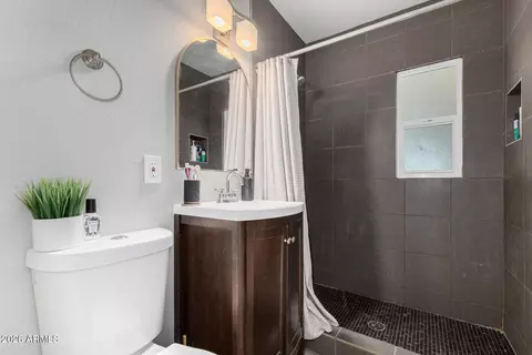 Bath - 3302 E Yale St, Phoenix, AZ 85008 photo 1 of 2