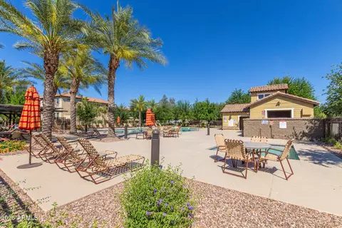Exterior - 4707 E Thunderheart Trl #102, Gilbert, AZ 85297 photo 6 of 12