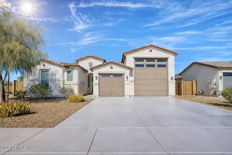 8026 W Wood Ln, Phoenix, AZ 85043