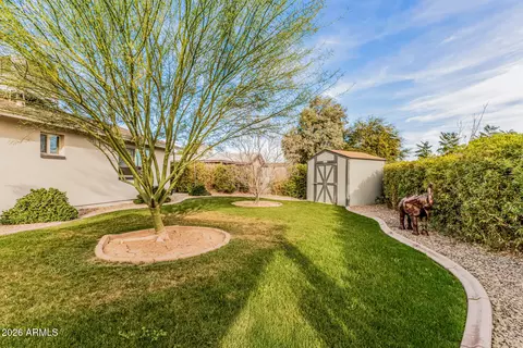 Exterior - 933 E 9th Dr, Mesa, AZ 85204 photo 4 of 5